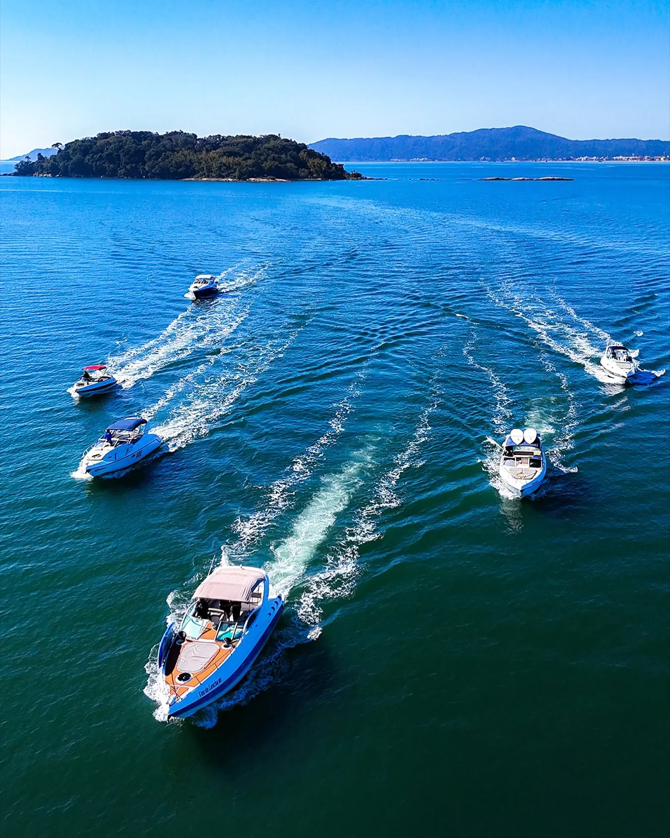 Frota navegando em Florianópolis
